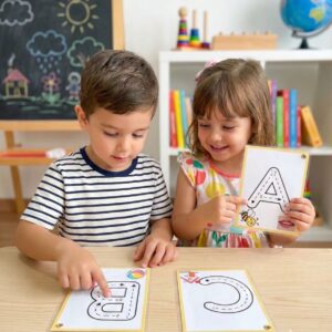 Treino das letras traçadas - alfabeto