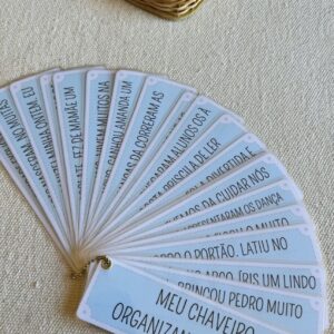 Meu chaveiro organizando frases
